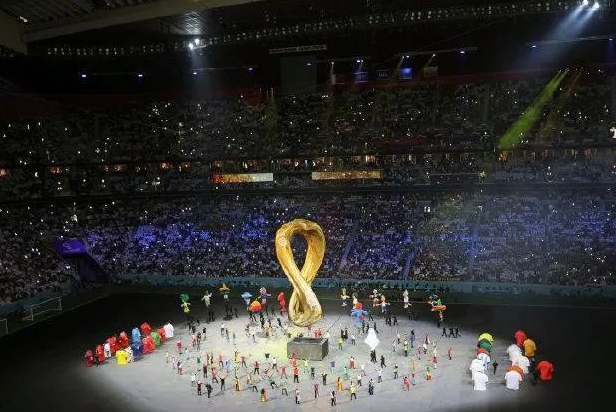 1500㎡LED显示屏 | 德晋贵宾厅全方位效劳卡塔尔天下杯