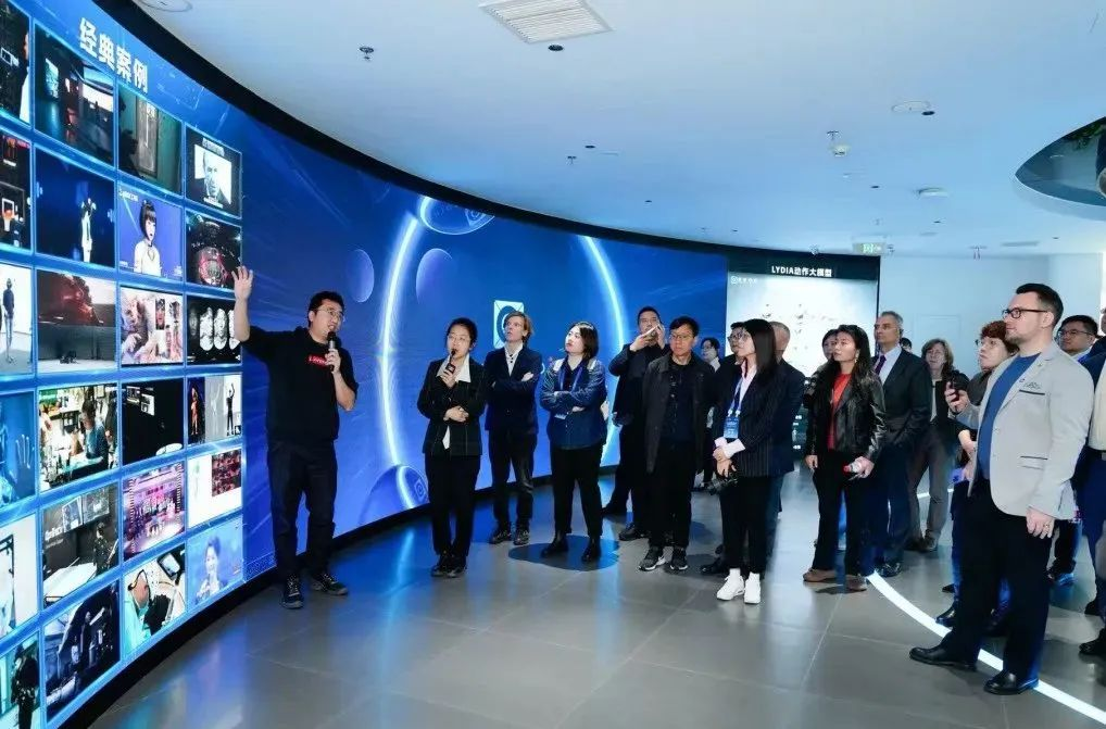 商务部副部长寄语德中企业丨德晋贵宾厅·虚拟动点与德国商界代表共探可一连生长新机缘