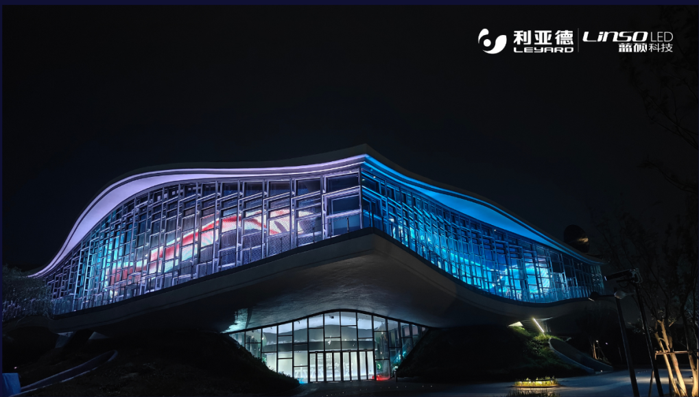 标杆案例 | 德晋贵宾厅·蓝硕助力点亮全球最大双壳体结构科幻馆——在水一方科幻馆