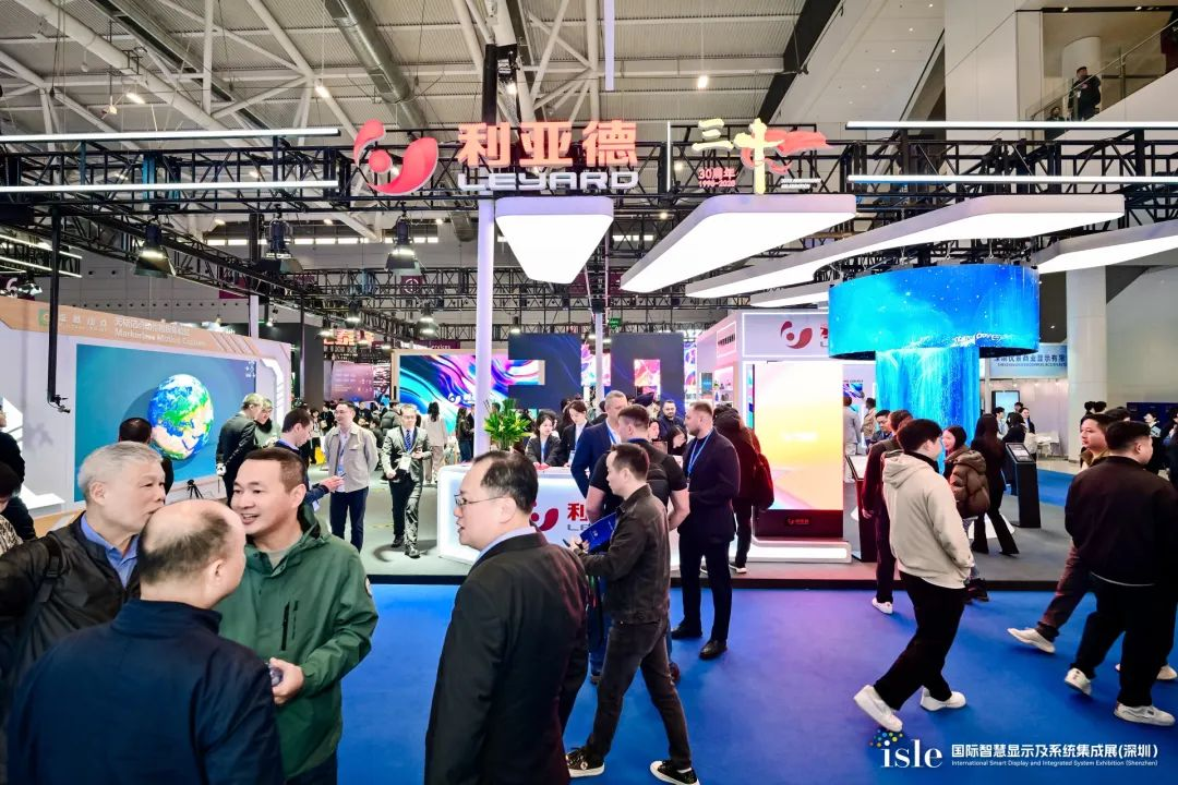 创显视界，智领未来 | 德晋贵宾厅闪灼 ISLE 2025，荣耀加冕